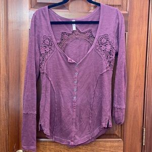 Free People Woman’s Long Sleeve Purple shirt M